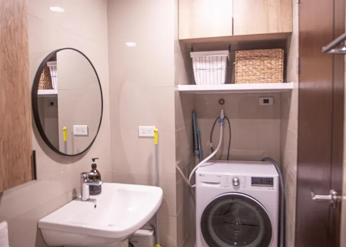 It Park: Pool, Gym,wi-fi, 24h Checkin, Washer Apartment